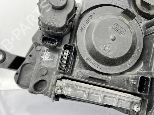Right headlight RENAULT ESPACE IV (JK0/1_) 2.0 dCi (JK01, JK02, JK1J, JK1K, JK1H) | BP30262058C29 