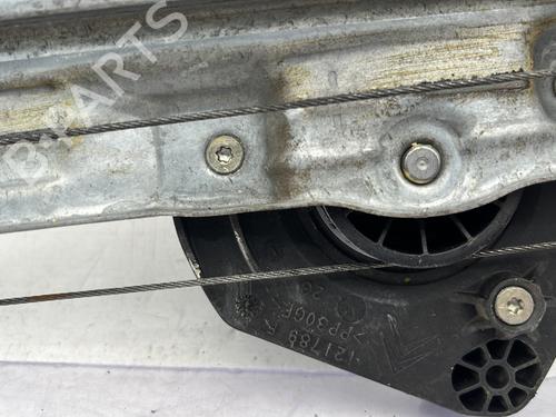 Rudehejsemekanisme ventre foran Rudehejsemekanisme ventre foran CITROËN C4 II (NC_) 1.6 HDi 115 (114 hp) 33969307 33969307