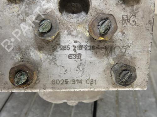 ABS pump RENAULT ESPACE III (JE0_) 2.2 12V TD (JE0E, JE0H, JE0P) | BP25269771M43 