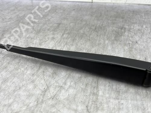 Front windshield wiper arm VW GOLF VI (5K1) 2.0 TDI | BP23756347C143 