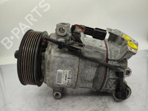 Used AC compressor AC compressor RENAULT MEGANE IV Hatchback (B9A/M/N_) 1.3 TCe 140 (B9NB) (140 hp) 23729580 23729580