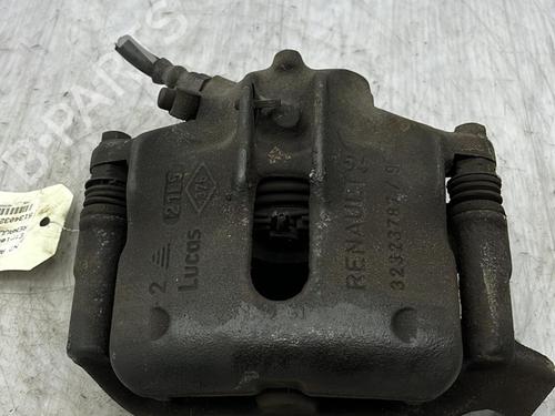 Used Right front brake caliper Right front brake caliper RENAULT SAFRANE I (B54_) 2.0 (B540) (105 hp) 23700414 23700414