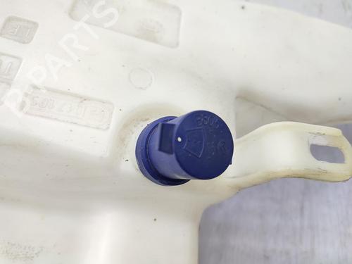 Used Windscreen washer tank ALFA ROMEO 156 Sportwagon (932_) 1.9 JTD (932BXE00, 932BXN00) (150 hp) 23668587