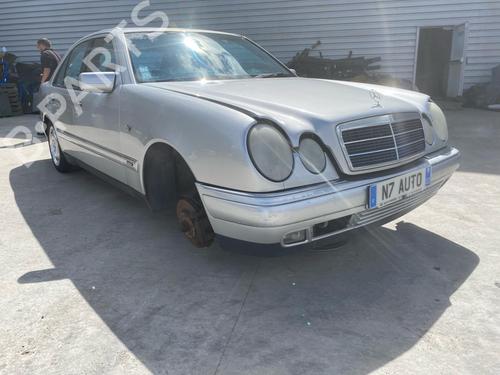 Dashboard MERCEDES-BENZ E-CLASS (W210) E 240 (210.061) | BP36440136C46 - Image 13
