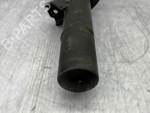 Used Right front shock absorber Right front shock absorber PEUGEOT 605 (6B) 2.1 Turbo Diesel (109 hp) 30490116 30490116