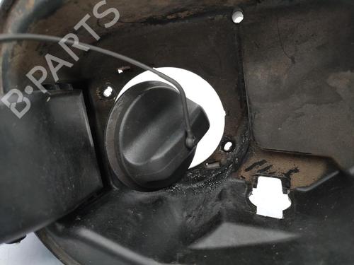 Used Fuel flap RENAULT CLIO III (BR0/1, CR0/1) 1.5 dCi (BR17, CR17) (86 hp) 23678037
