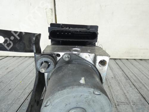 Used ABS pump RENAULT CLIO III (BR0/1, CR0/1) 1.5 dCi (BR17, CR17) (86 hp) 23698099