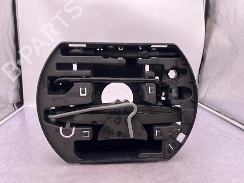 Used Jack Kit Jack Kit 38492504 38492504