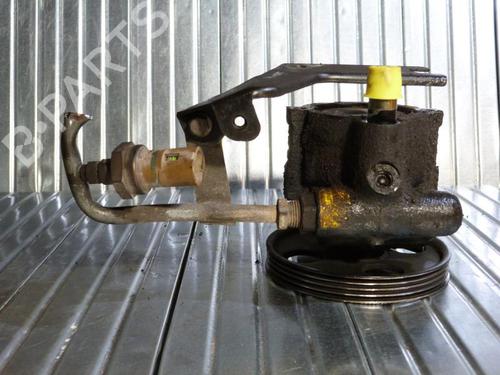Used Steering pump Steering pump RENAULT CLIO II (BB_, CB_) 1.4 (B/CB0C, B/CB0S) (75 hp) 23698112 23698112