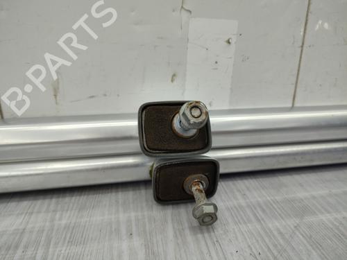 roof-bar-vw-touran-1t3-2010-2011-2012-2013-2014-2015-2016-23738939 main image