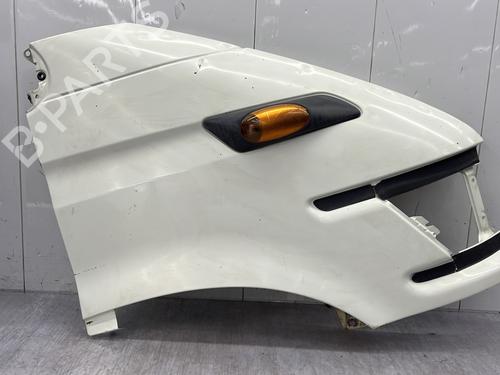 Aleta delantera derecha IVECO DAILY III Van 35 S 11 V,35 C 11 V (106 hp) 31150352