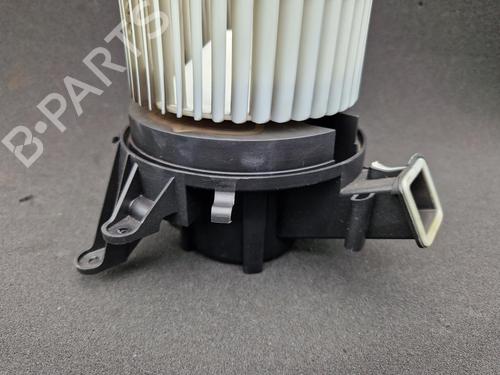 Used Heater blower motor Heater blower motor FIAT 500X (334_) 1.4 (334AXC1B, 334AXC11) (140 hp) 23750083 23750083