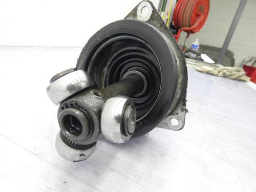 Used Left front driveshaft Left front driveshaft RENAULT MEGANE I (BA0/1_) 1.6 e (BA0F, BA0S) (90 hp) 23701466 23701466