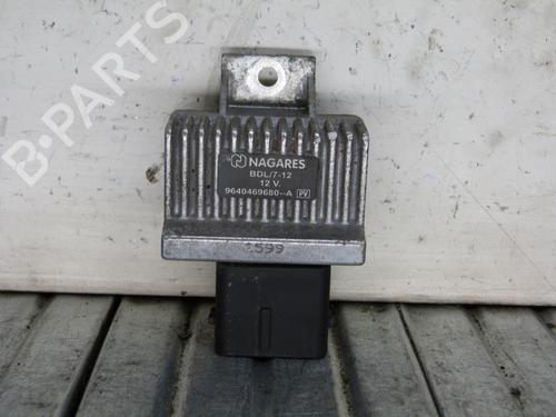 Used Electronic module Electronic module RENAULT TRAFIC Van (T_, P_, V_) 1.4 (48 hp) 23671594 23671594