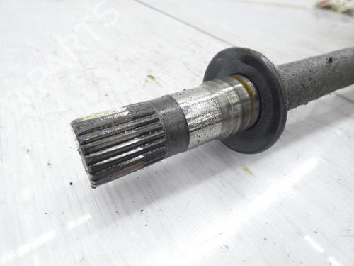 Used Right front driveshaft Right front driveshaft FIAT PUNTO (188_) 1.9 JTD 80 (188.237, .257, .337, .357) (80 hp) 23686406 23686406
