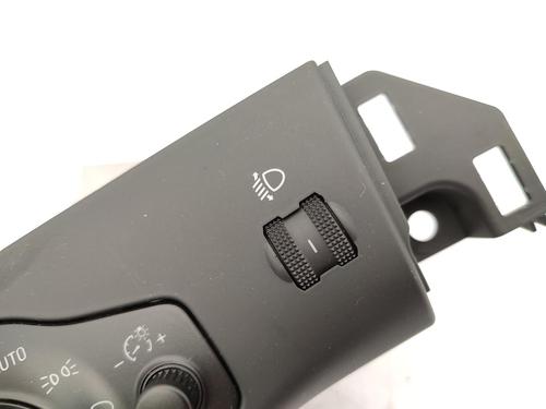 Headlight switch AUDI A4 B8 Avant (8K5) 2.7 TDI | BP23732350I24 - Image 2