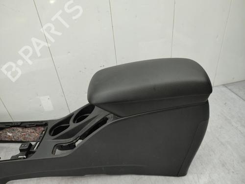 Used Armrest / Center console Armrest / Center console KIA CEE'D SW (ED) 1.6 CRDi 115 (115 hp) 23732073 23732073