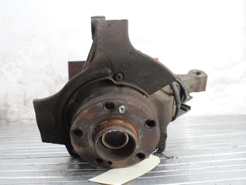 Used Right front steering knuckle Right front steering knuckle RENAULT ESPACE III (JE0_) 2.2 12V TD (JE0E, JE0H, JE0P) (113 hp) 33330433 33330433