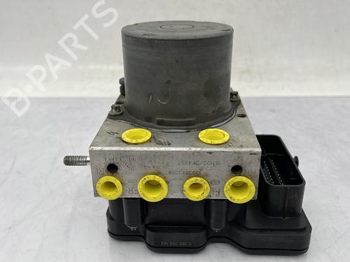 Used ABS pump ABS pump FIAT DUCATO Van (250_) 150 Multijet 2,3 D (150 hp) 26604169 26604169