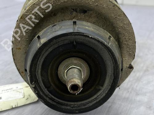 Used Right front shock absorber Right front shock absorber RENAULT TWINGO I (C06_) 1.2 (C066, C068) (58 hp) 23704470 23704470