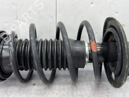 Left front shock absorber TOYOTA YARIS (_P9_) 1.33 VVT-i (NSP90_, NSP90R) | BP23756869M16 