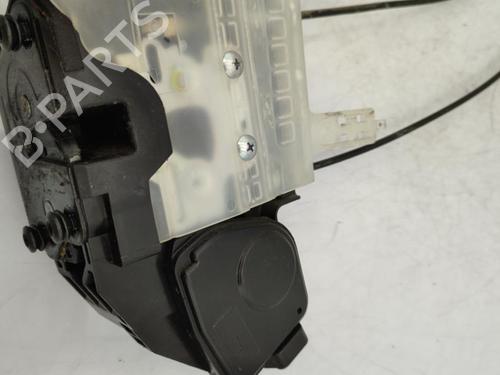 Used Front left lock HYUNDAI TUCSON (JM) 2.0 CRDi All-wheel Drive (140 hp) 23698390