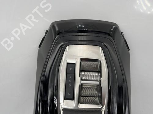 Gear lever PEUGEOT 2008 II (UD_, US_, UY_, UJ_, UR_, UC_) 1.5 BlueHDI 130 | BP23758440M90 