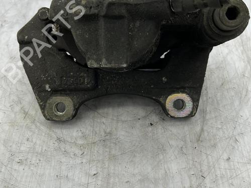 Used Right front brake caliper Right front brake caliper FIAT PUNTO (188_) 1.2 60 (188.030, .050, .130, .150, .230, .250) (60 hp) 23703217 23703217