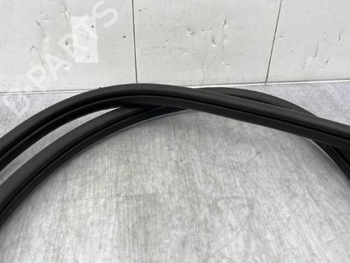 Used Rubber door seal RENAULT CLIO II (BB_, CB_) 2.0 16V Sport (CB0M) (169 hp) 23753493