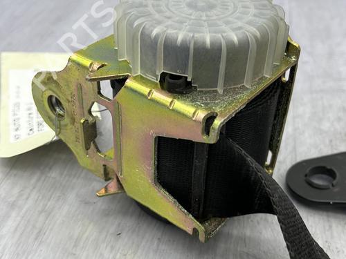 Used Front right seatbelt Front right seatbelt FORD FIESTA V (JH_, JD_) 1.3 (69 hp) 23701999 23701999
