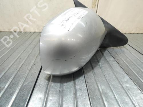 Used Right mirror Right mirror 23697317 23697317