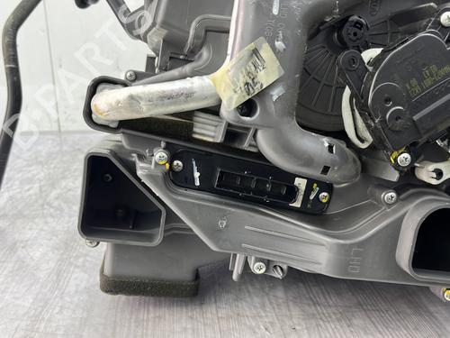Heater matrix box HYUNDAI i40 I (VF) 1.7 CRDI | BP29839327M61 