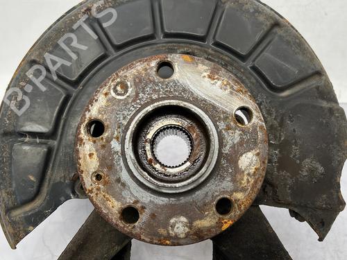 Left front steering knuckle VW GOLF V (1K1) 1.9 TDI | BP31981775M25