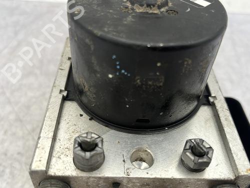 Used ABS pump ABS pump RENAULT TWINGO II (CN0_) 1.2 16V (CN04, CN0B) (75 hp) 30870429 30870429