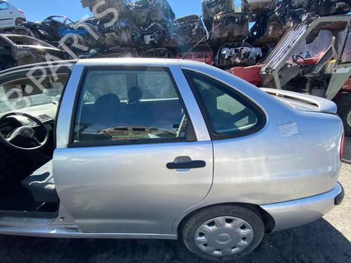 Used Left rear door Left rear door 38779991 38779991