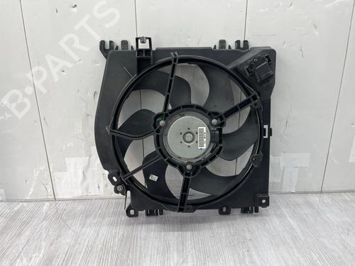 Used Radiator fan Radiator fan 38258396 38258396