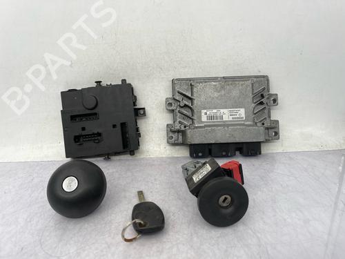 Used Electronic module Electronic module RENAULT TWINGO II (CN0_) 1.2 16V (CN04, CN0B) (75 hp) 35961838 35961838