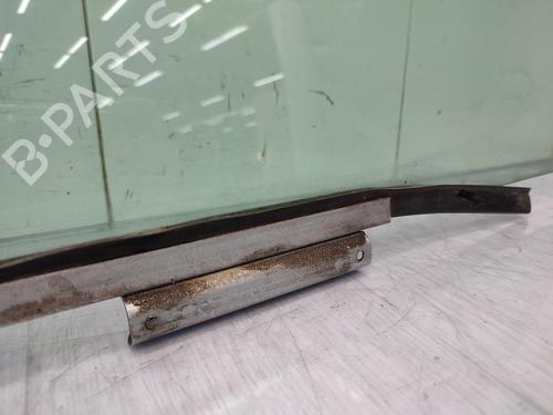 Used Front right door window RENAULT TWINGO I (C06_) 1.2 (C066, C068) (58 hp) 23678170
