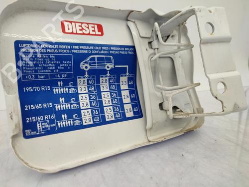Fuel flap MERCEDES-BENZ VITO Van (W638) 112 CDI 2.2 (638.094) | BP23706685C131 