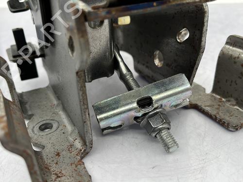 Hand brake PEUGEOT 308 I (4A_, 4C_) 1.6 16V | BP23684604I18 