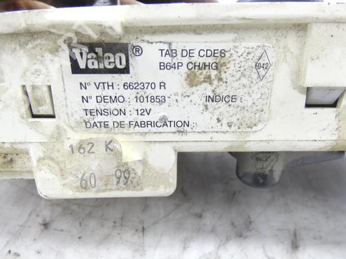 Used Climate control Climate control 23697632 23697632