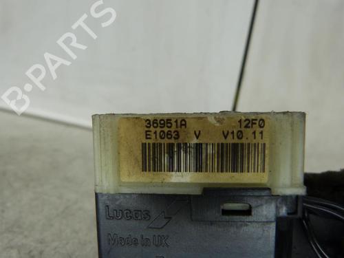 Used Steering column stalk Steering column stalk RENAULT LAGUNA I (B56_, 556_) 1.9 dCi (B56W) (107 hp) 23664773 23664773