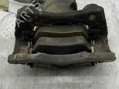 Used Left front brake caliper Left front brake caliper RENAULT CLIO III (BR0/1, CR0/1) 1.5 dCi (C/BR0G, C/BR1G) (68 hp) 23703361 23703361