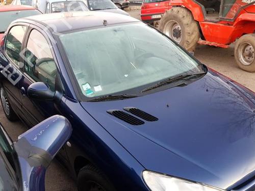 Rear parcel shelf PEUGEOT 206 Hatchback (2A/C) 1.4 HDi eco 70 | BP23675890C85 