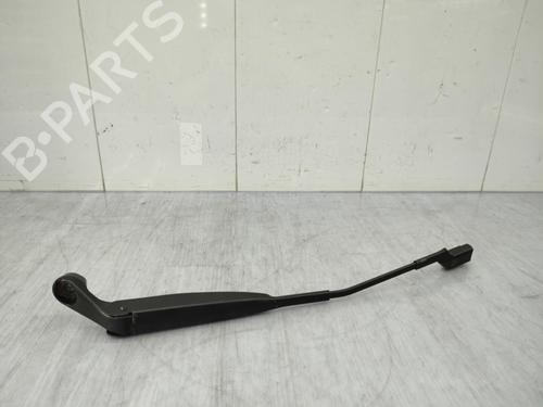 Used Front windshield wiper arm FORD KA (RU8) 1.2 (69 hp) 23718556
