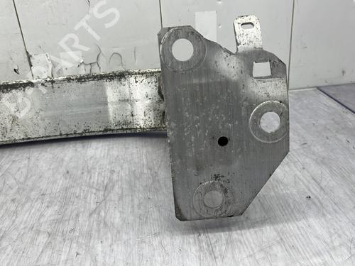 Front bumper reinforcement RENAULT CAPTUR I (J5_, H5_) 1.2 TCe 120 | BP31828045C109 