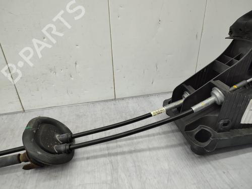 Gear lever PEUGEOT 308 I (4A_, 4C_) 1.6 HDi | BP23742408M90 