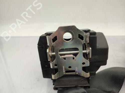 Cinto de segurança traseiro direito Cinto de segurança traseiro direito VW POLO V (6R1, 6C1) 1.6 TDI (75 hp) 23742093 23742093