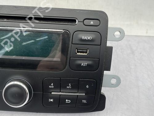 Used Radio DACIA SANDERO II 1.2 (75 hp) 30936979