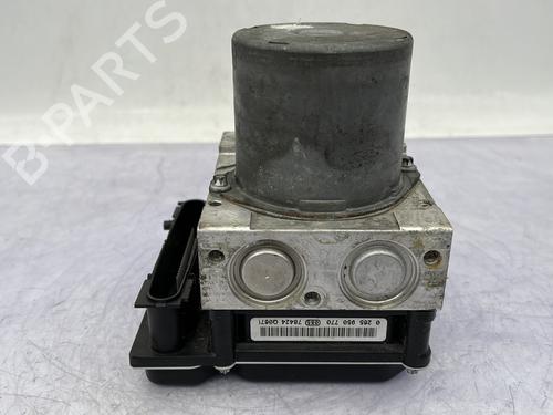 Used ABS pump ABS pump 23681803 23681803